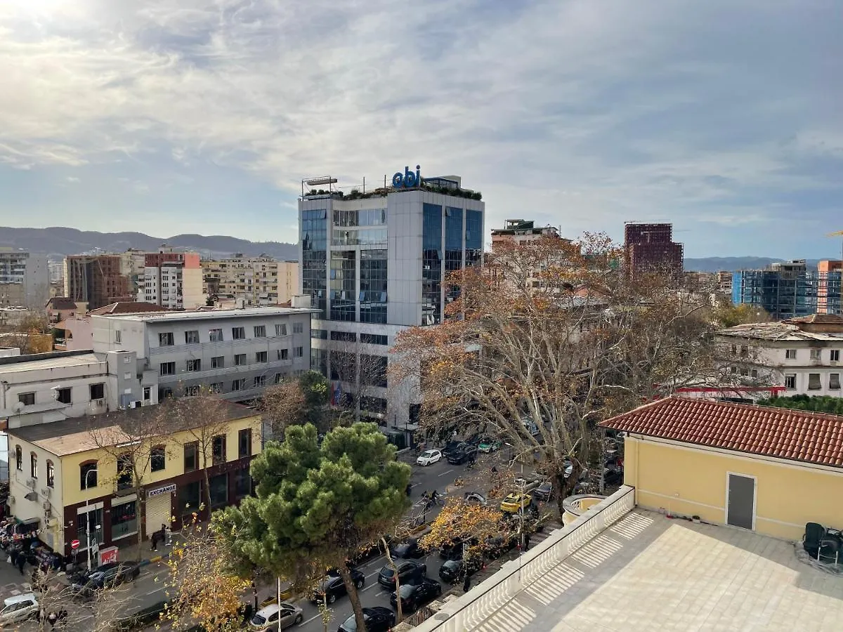 Sun Tower-Center Of Tirana Apartment 0*,